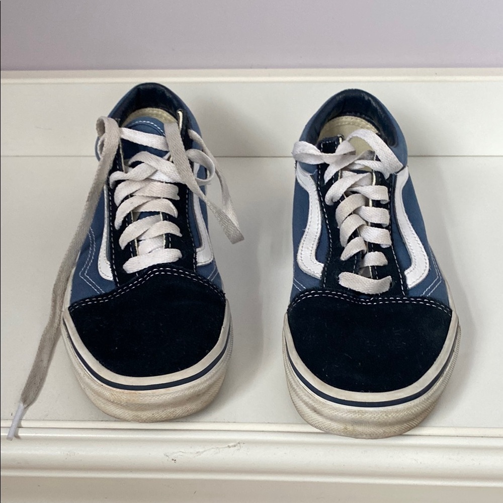 Vans Men's Sneakers - Navy and White